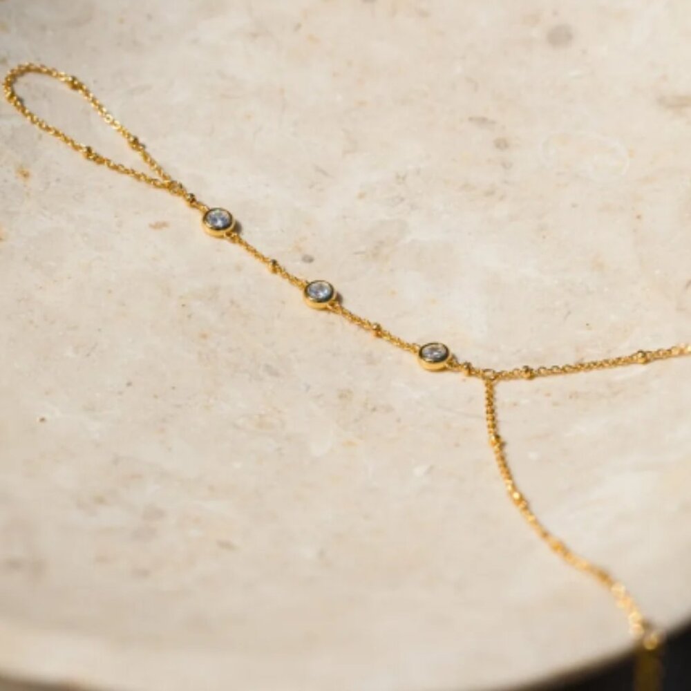 Crystal Hand Bracelets Minimalist Hand Chain Bracelet with Dainty Gift For Her - Picture 5 of 5